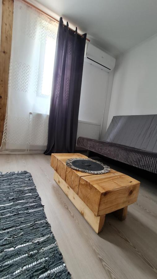Apartament Pomiculturii 7 *